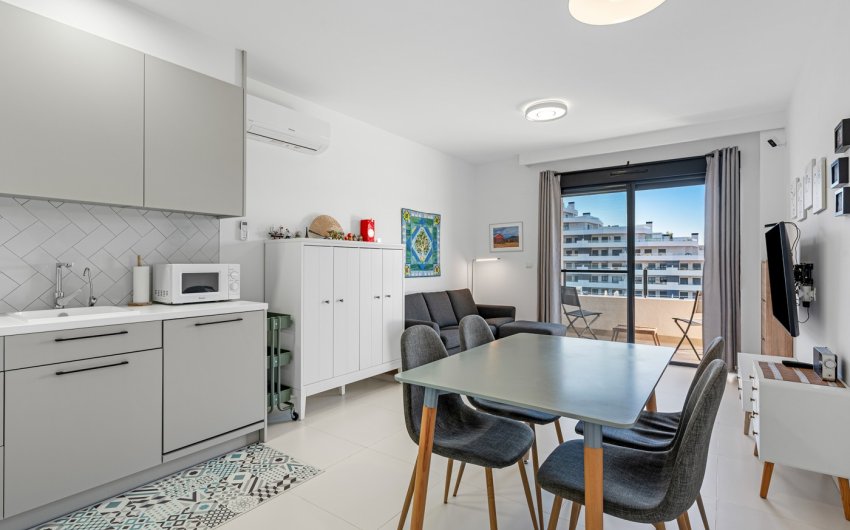 Herverkoop - Apartment -
San Miguel de Salinas - Inland