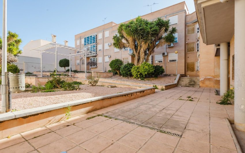 Herverkoop - Apartment -
San Miguel de Salinas - Inland