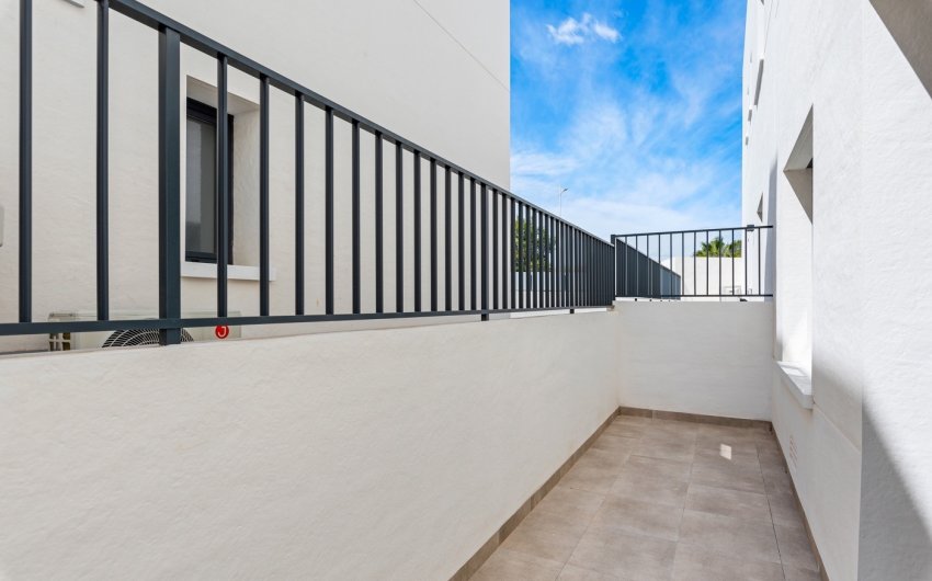 Herverkoop - Apartment -
San Miguel de Salinas - Inland