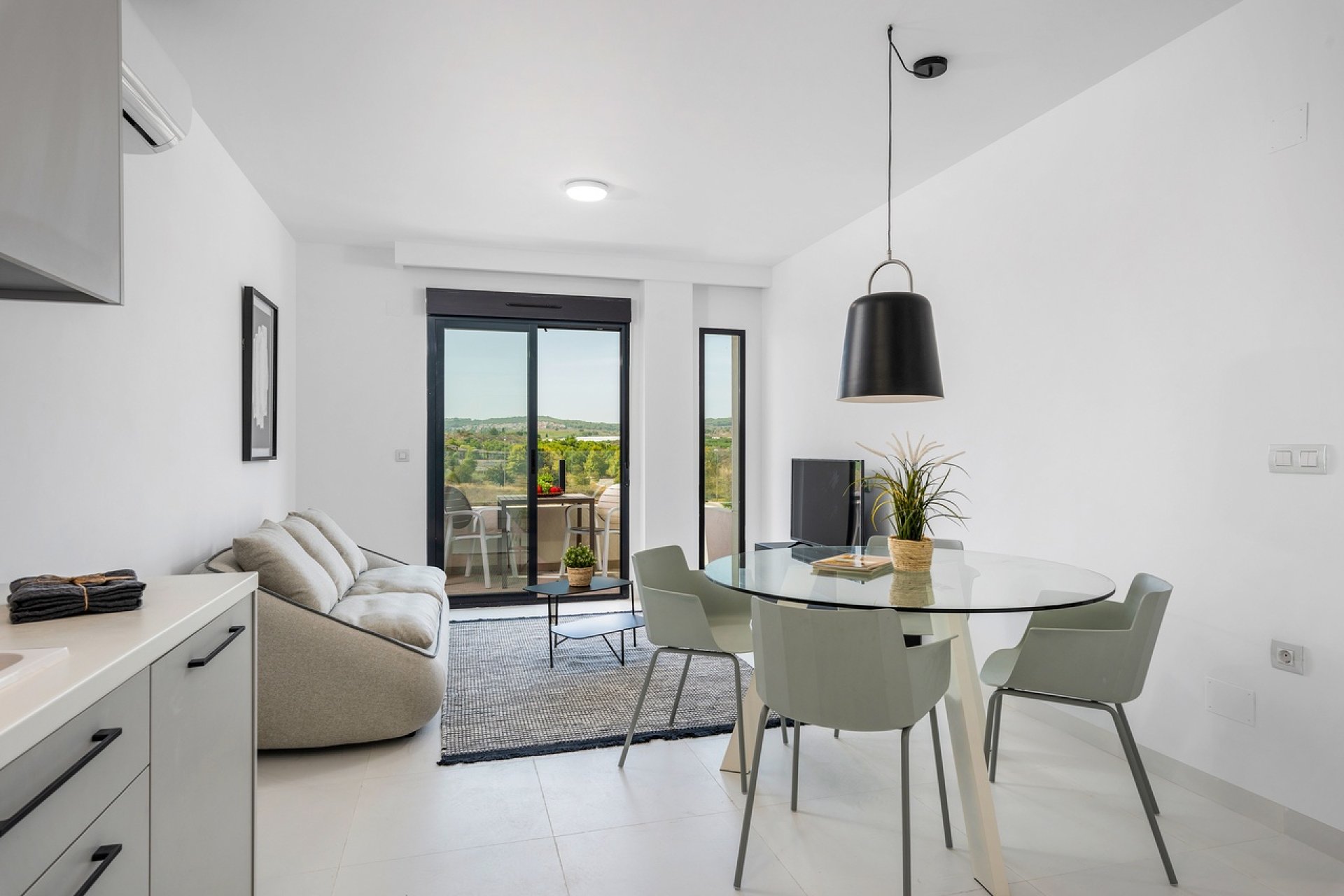 Herverkoop - Apartment -
San Miguel de Salinas - Inland