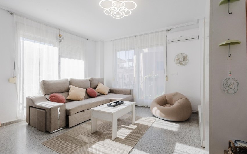 Herverkoop - Apartment -
San Miguel de Salinas - Inland