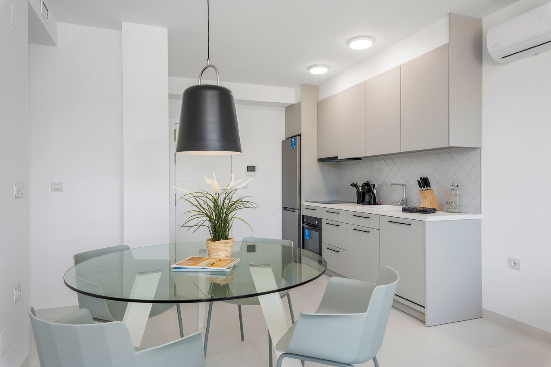 Herverkoop - Apartment -
San Miguel de Salinas - Inland