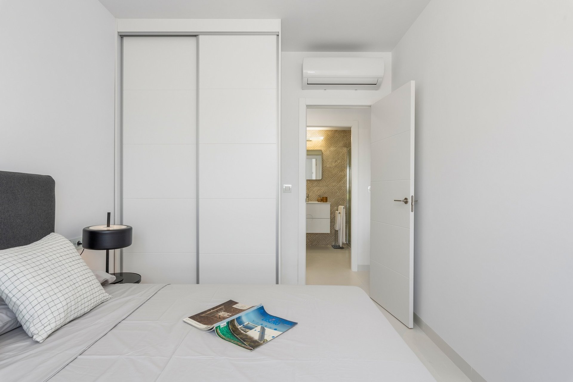 Herverkoop - Apartment -
San Miguel de Salinas - Inland