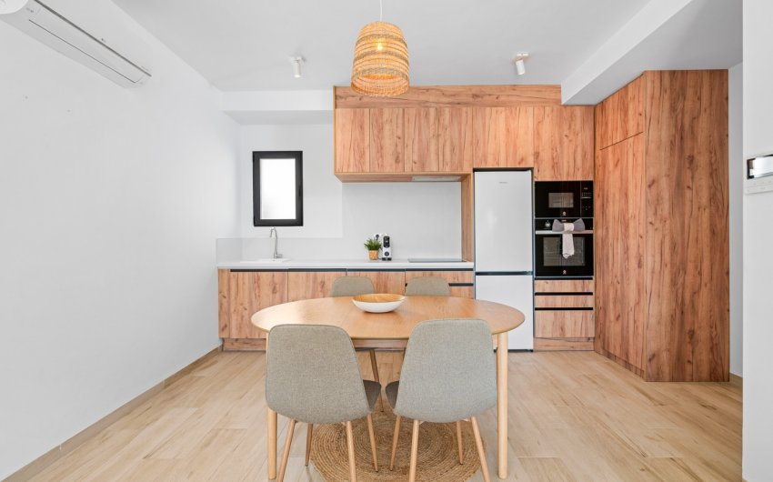 Herverkoop - Apartment -
San Miguel de Salinas - Inland