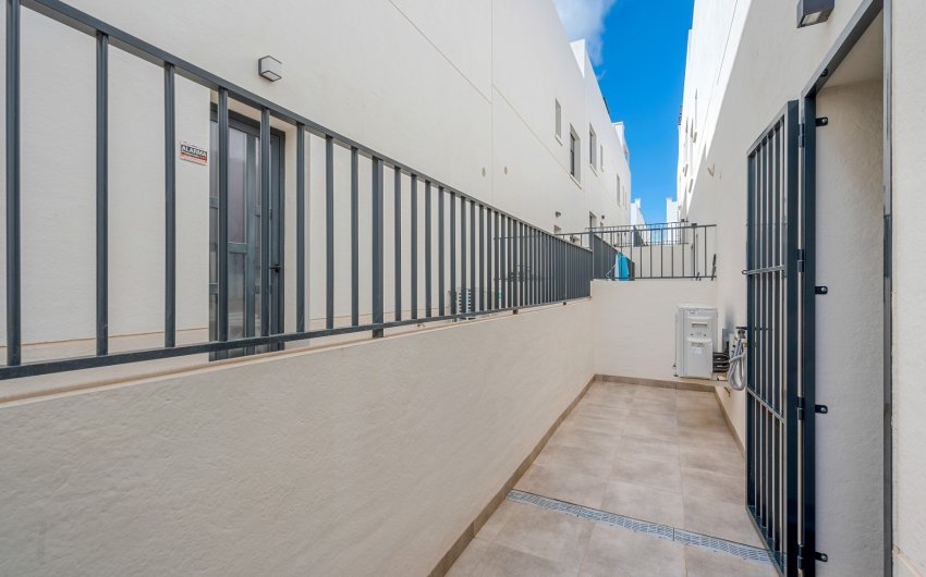 Herverkoop - Apartment -
San Miguel de Salinas - Inland