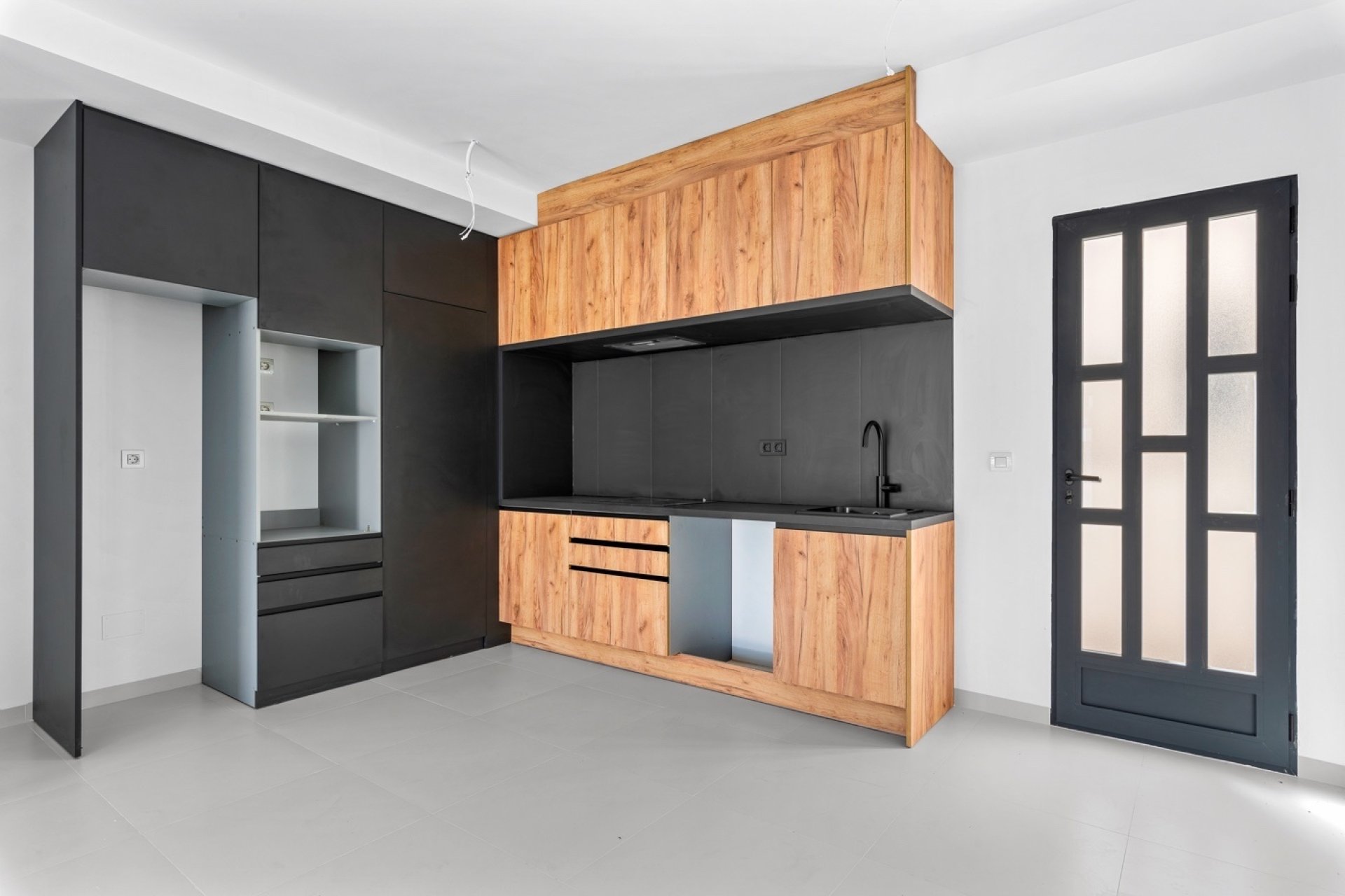 Herverkoop - Apartment -
San Miguel de Salinas - Inland