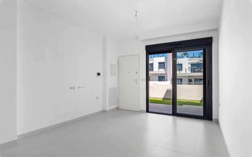 Herverkoop - Apartment -
San Miguel de Salinas - Inland