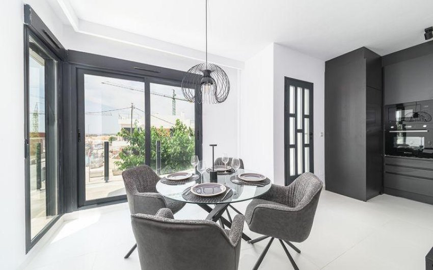 Herverkoop - Apartment -
San Miguel de Salinas - Inland