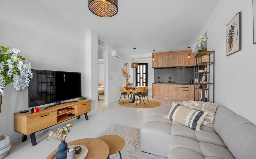 Herverkoop - Apartment -
San Miguel de Salinas - Inland