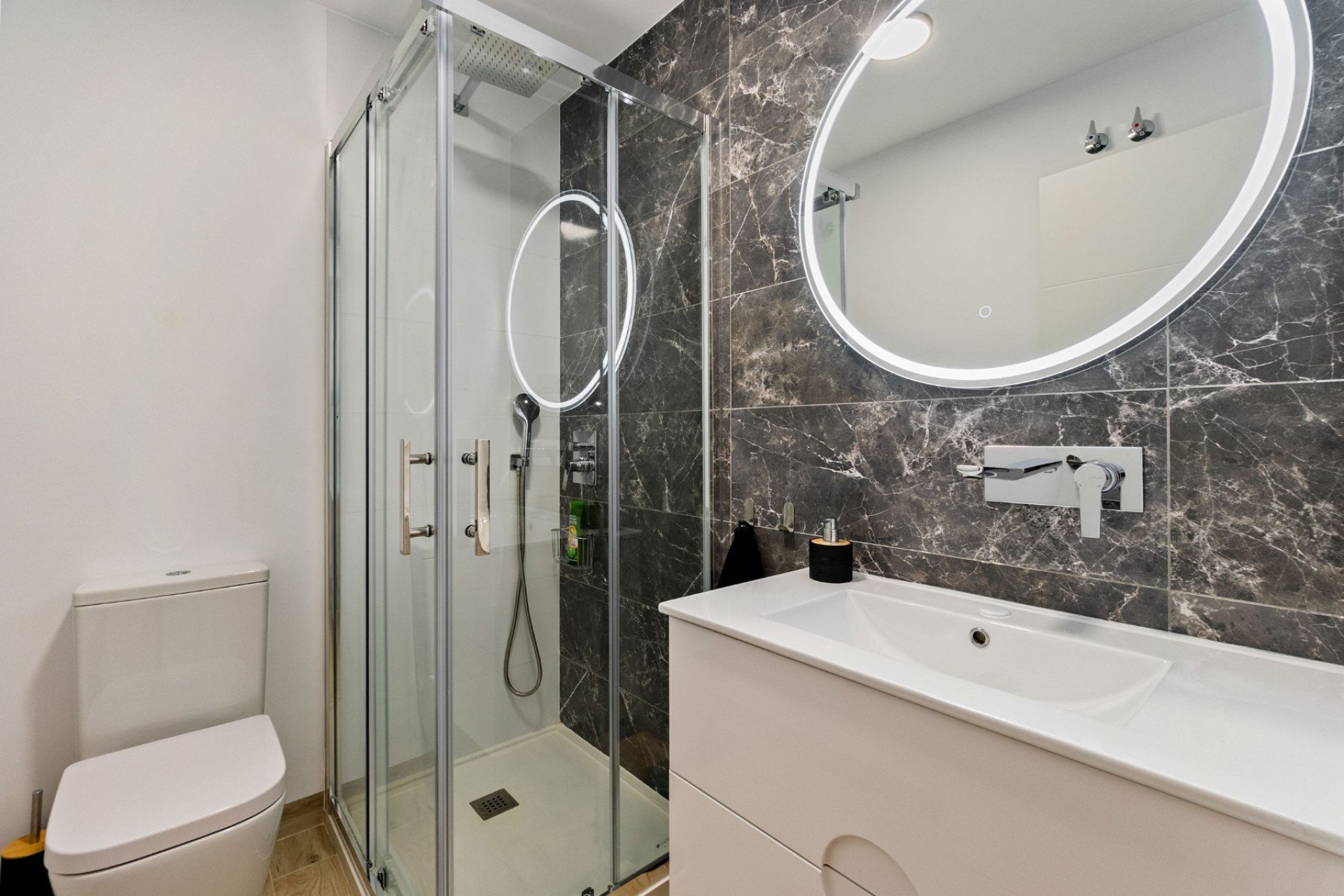 Herverkoop - Apartment -
San Miguel de Salinas