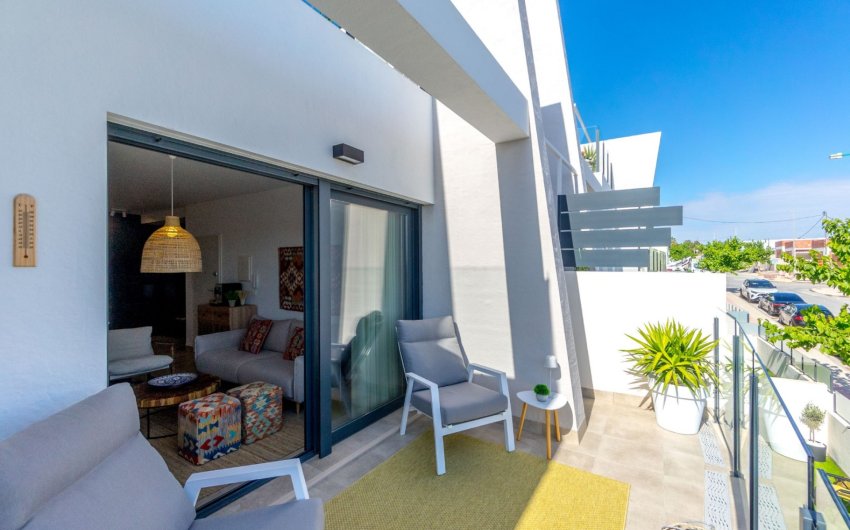 Herverkoop - Apartment -
San Miguel de Salinas