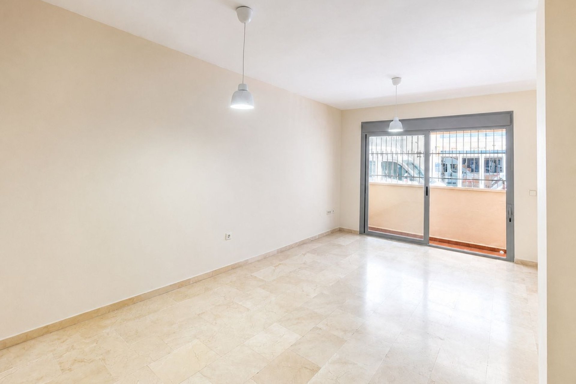Herverkoop - Apartment -
San Pedro De Alcantara - Costa del Sol