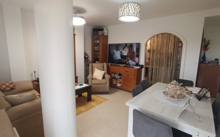 Herverkoop - Apartment -
Sucina - Inland
