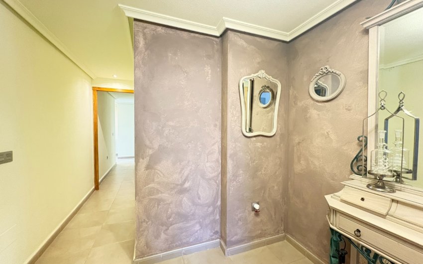 Herverkoop - Apartment -
Sucina