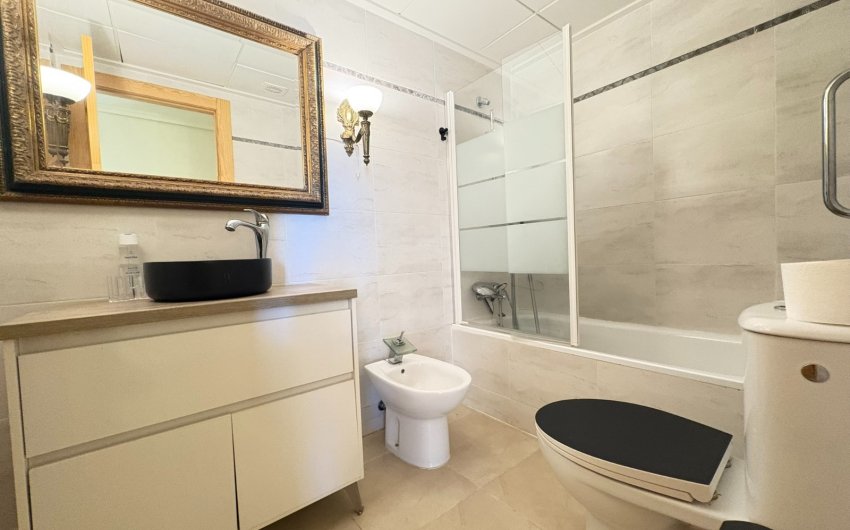 Herverkoop - Apartment -
Sucina