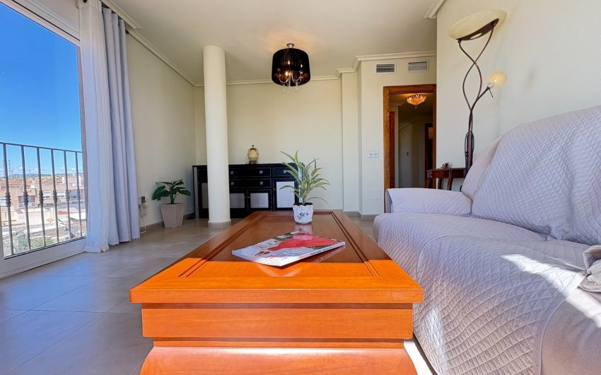 Herverkoop - Apartment -
Sucina