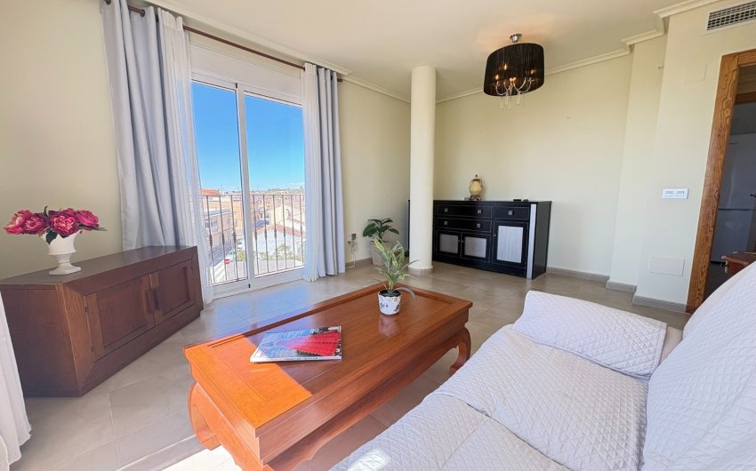 Herverkoop - Apartment -
Sucina