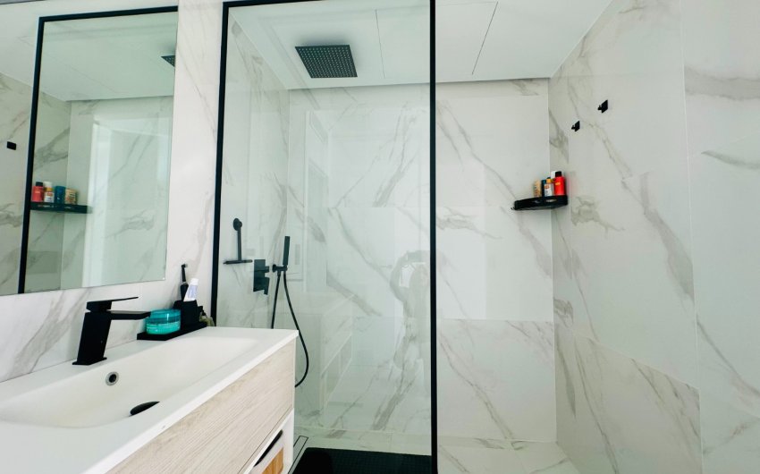 Herverkoop - Apartment - Top Floor Apartment -
Guardamar del Segura - El Raso