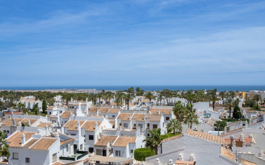 Herverkoop - Apartment - Top Floor Apartment -
Orihuela Costa - Villamartín