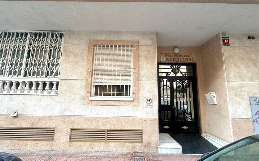 Herverkoop - Apartment -
Torrevieja - Acequion