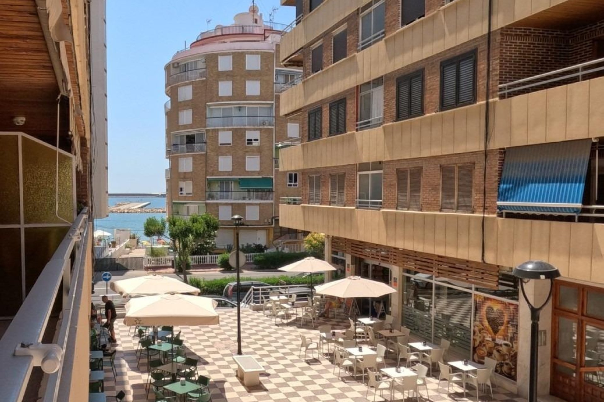 Herverkoop - Apartment -
Torrevieja - Acequion