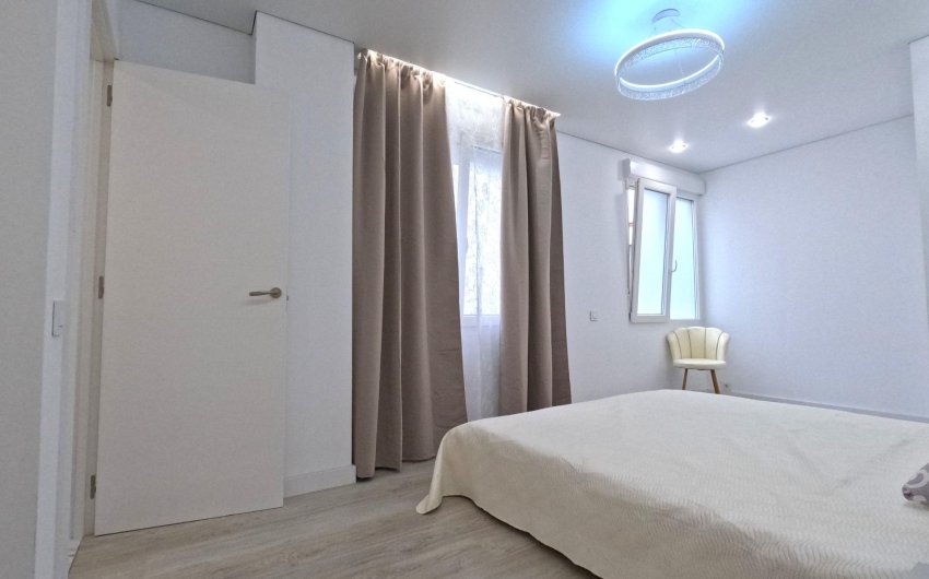 Herverkoop - Apartment -
Torrevieja - Acequion