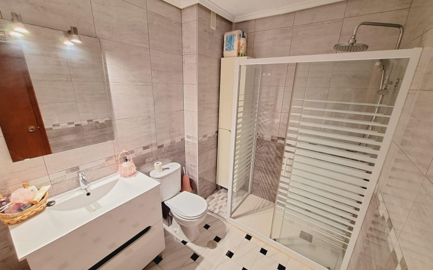 Herverkoop - Apartment -
Torrevieja - Acequion