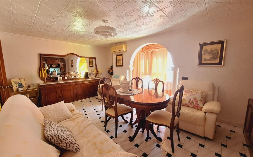 Herverkoop - Apartment -
Torrevieja - Acequion