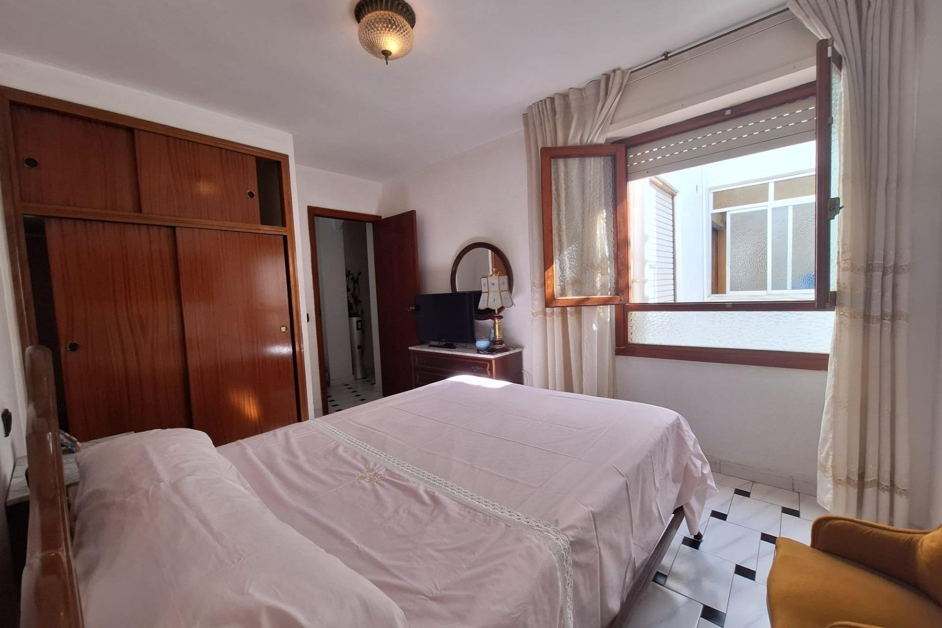 Herverkoop - Apartment -
Torrevieja - Acequion