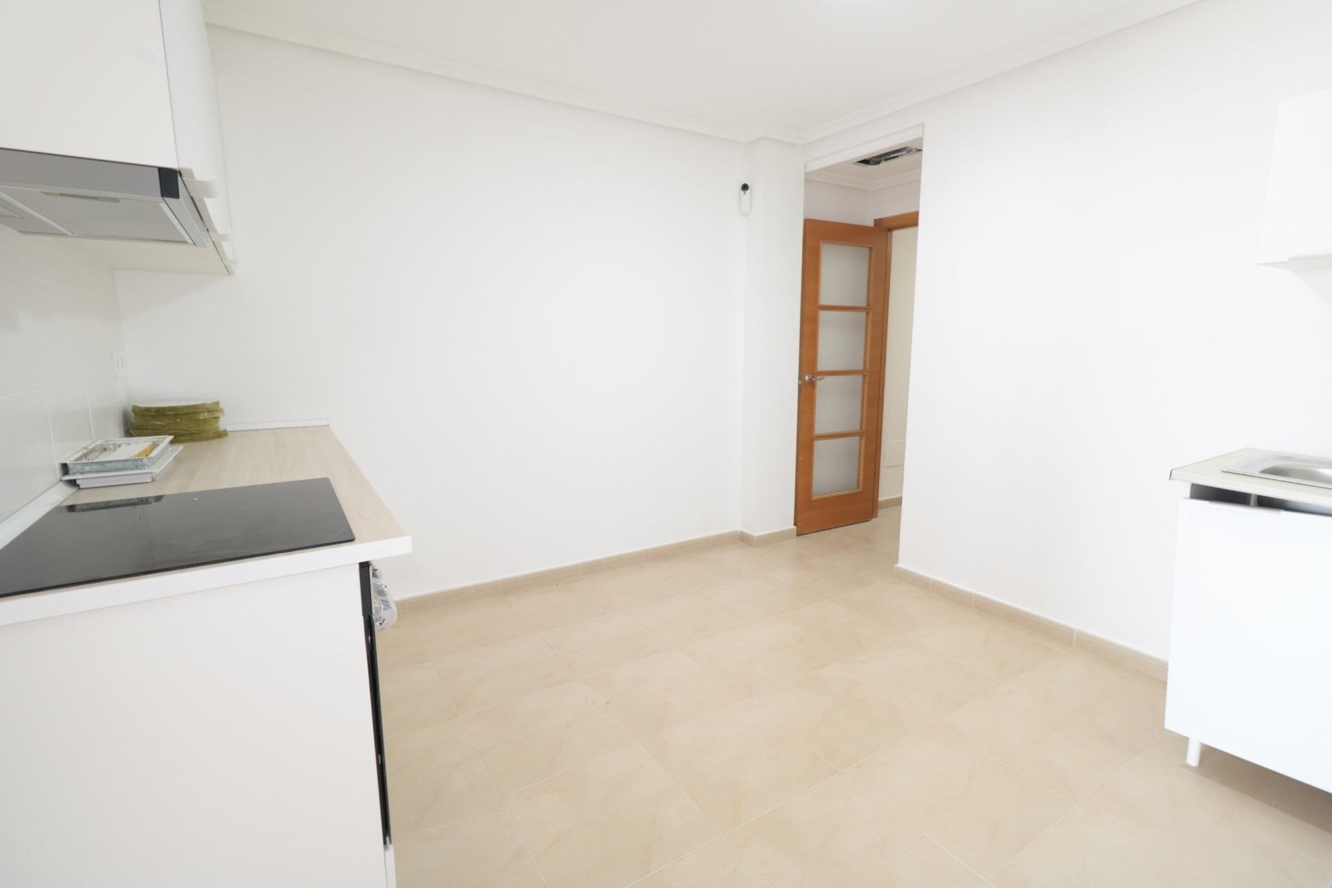 Herverkoop - Apartment -
Torrevieja - Acequion