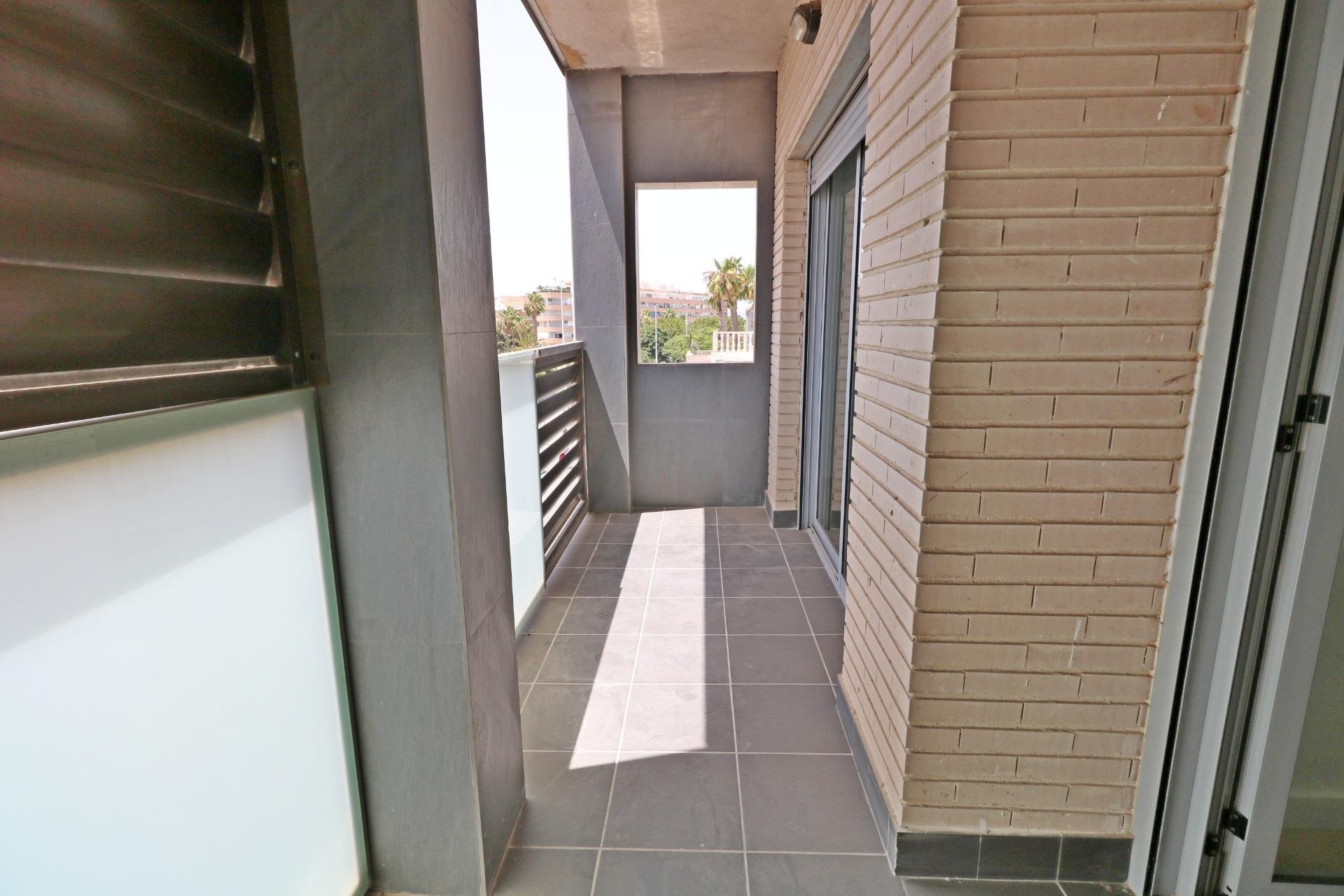 Herverkoop - Apartment -
Torrevieja - Acequion
