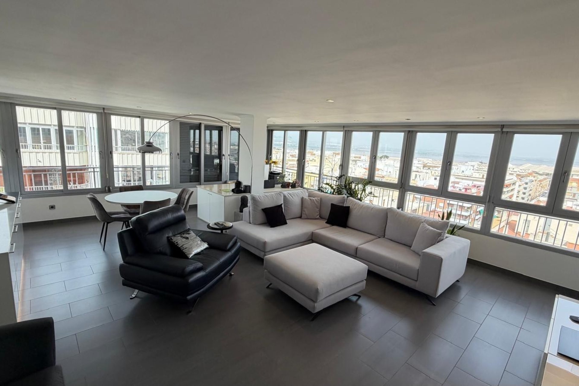 Herverkoop - Apartment -
Torrevieja - Acequion