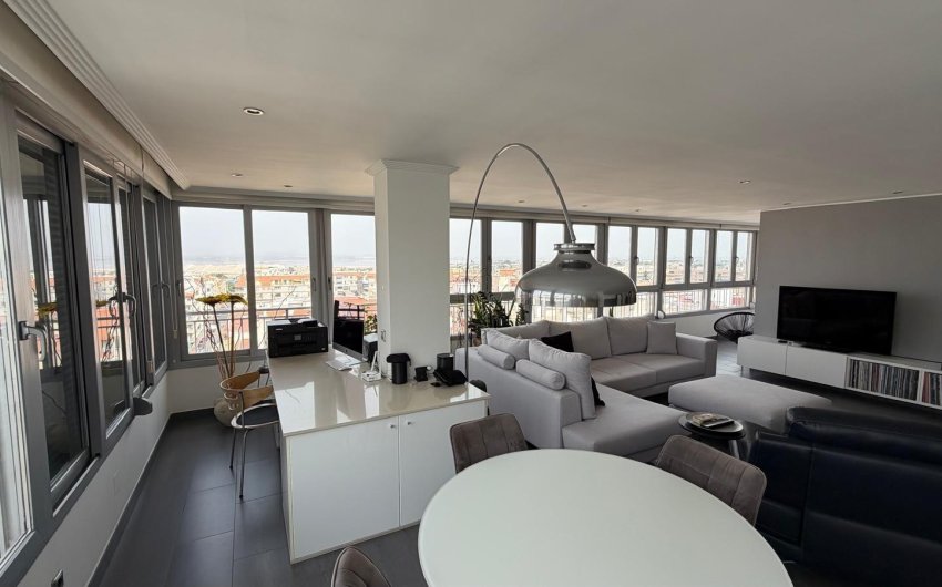 Herverkoop - Apartment -
Torrevieja - Acequion