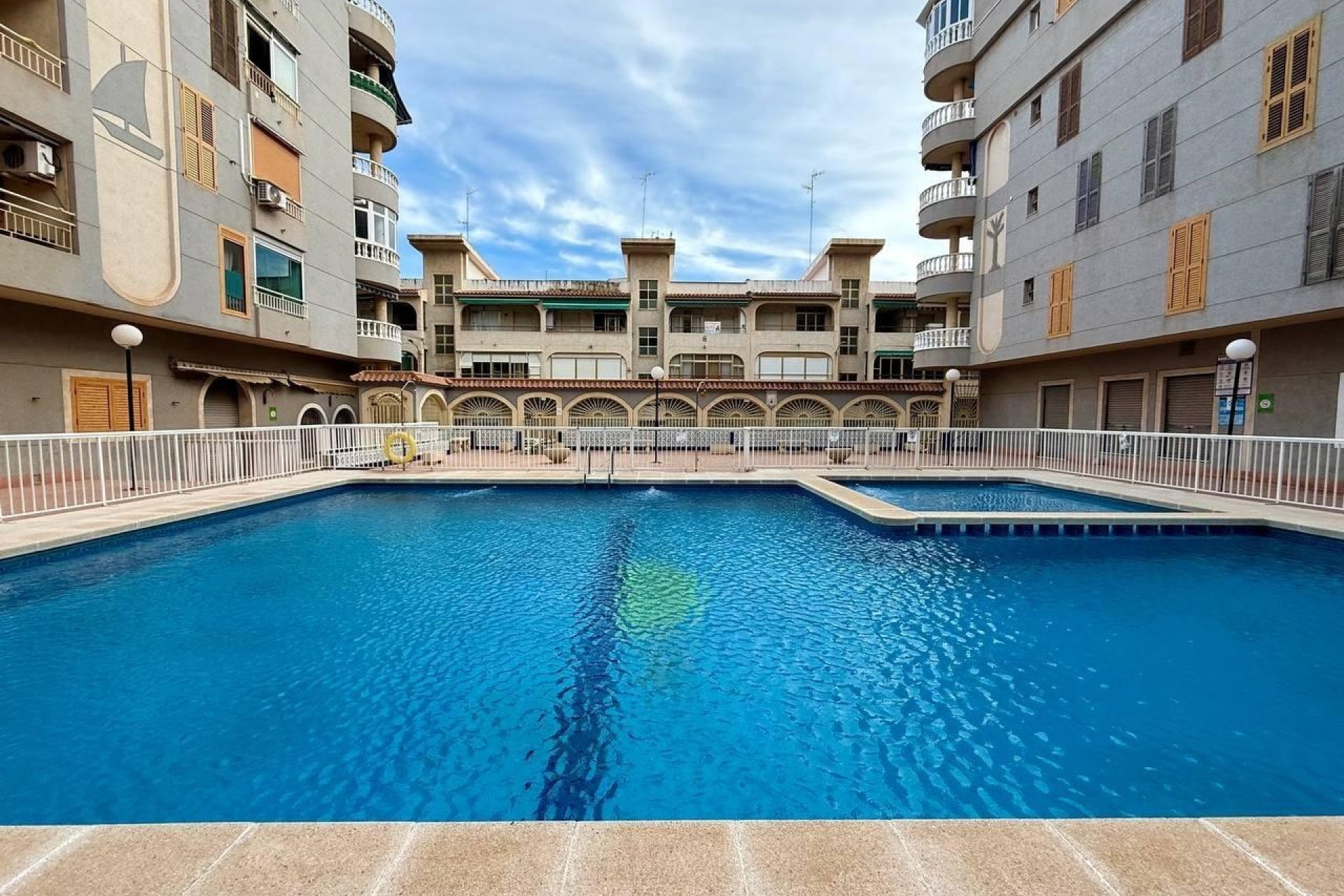 Herverkoop - Apartment -
Torrevieja - Acequion