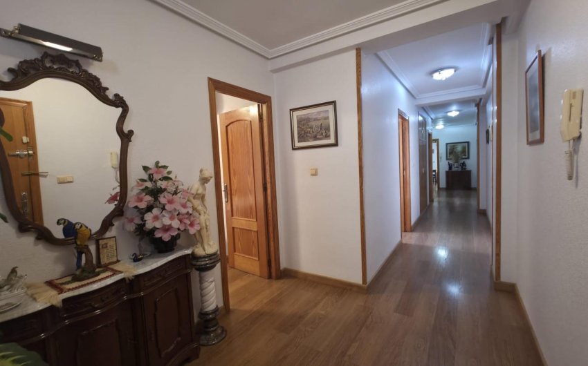 Herverkoop - Apartment -
Torrevieja - Acequion