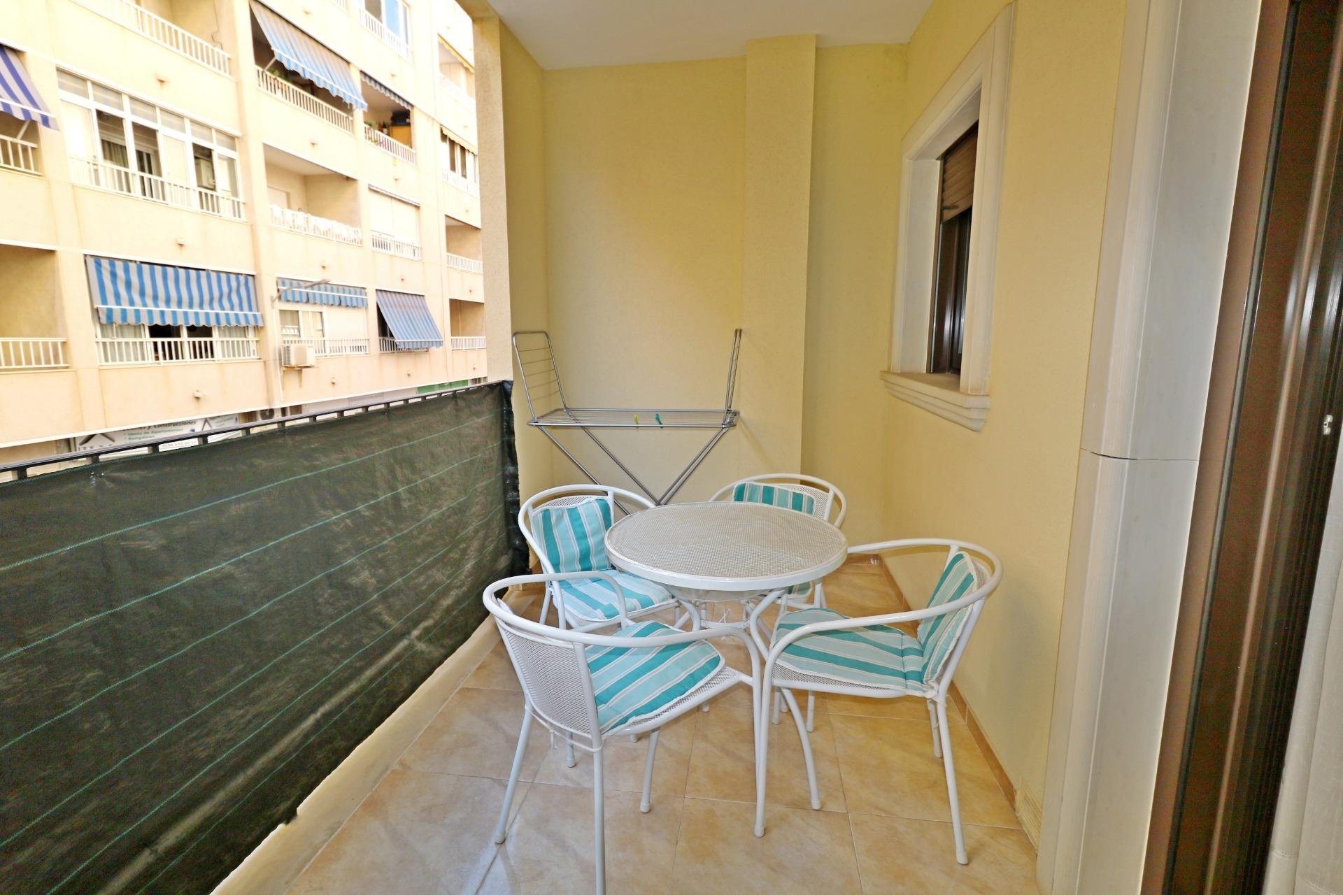 Herverkoop - Apartment -
Torrevieja - Acequion
