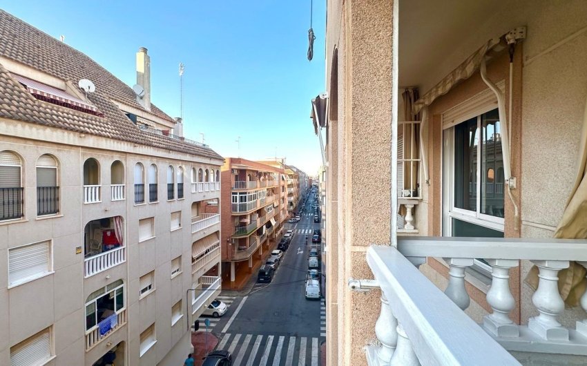 Herverkoop - Apartment -
Torrevieja - Acequion