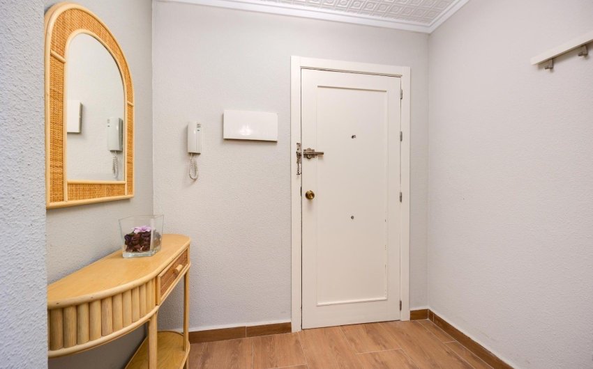 Herverkoop - Apartment -
Torrevieja - Acequion
