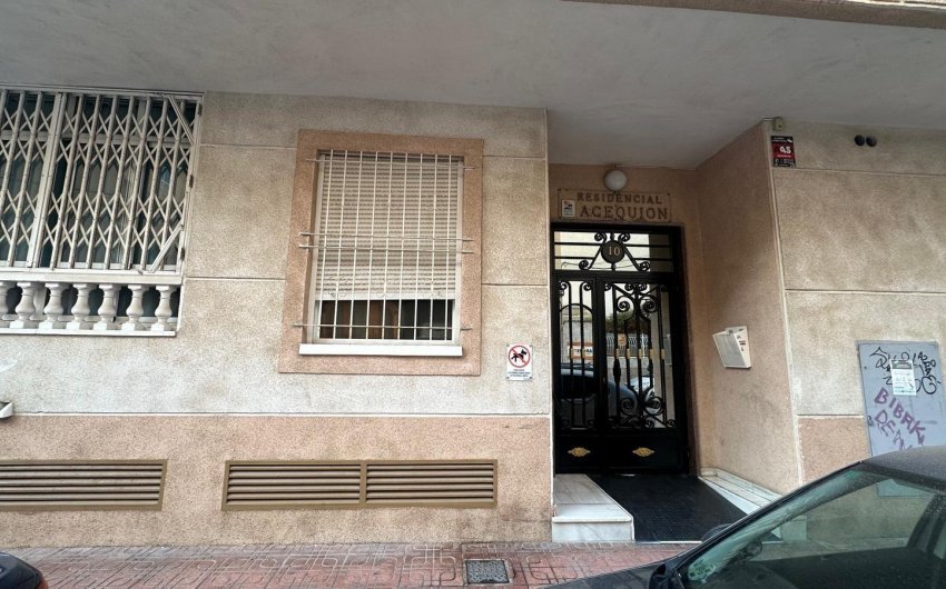 Herverkoop - Apartment -
Torrevieja - Acequion