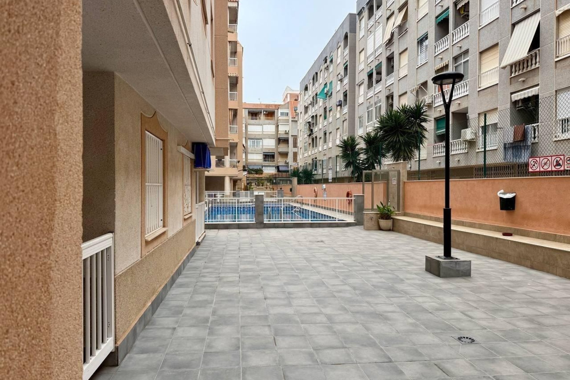 Herverkoop - Apartment -
Torrevieja - Acequion