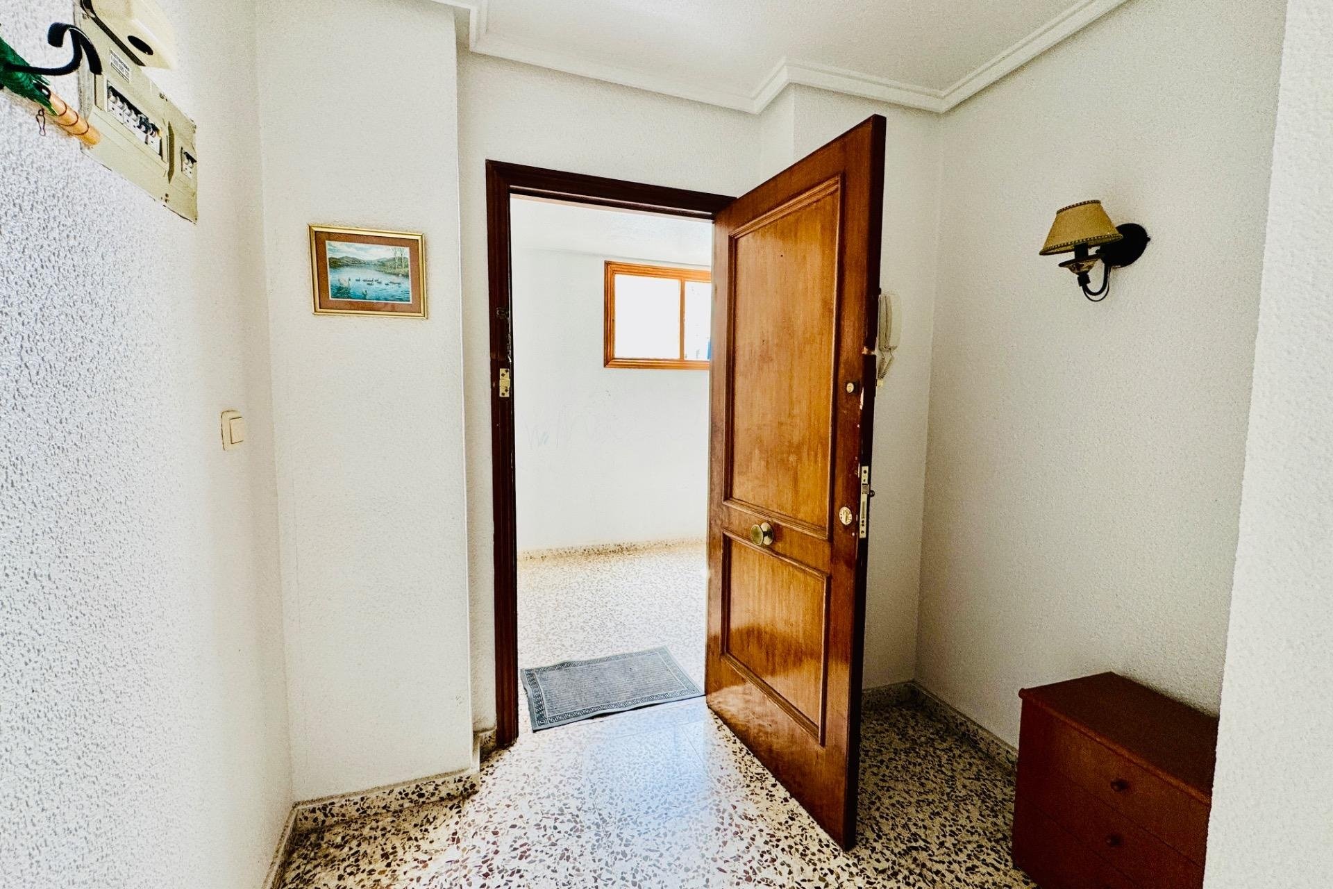 Herverkoop - Apartment -
Torrevieja - Acequion