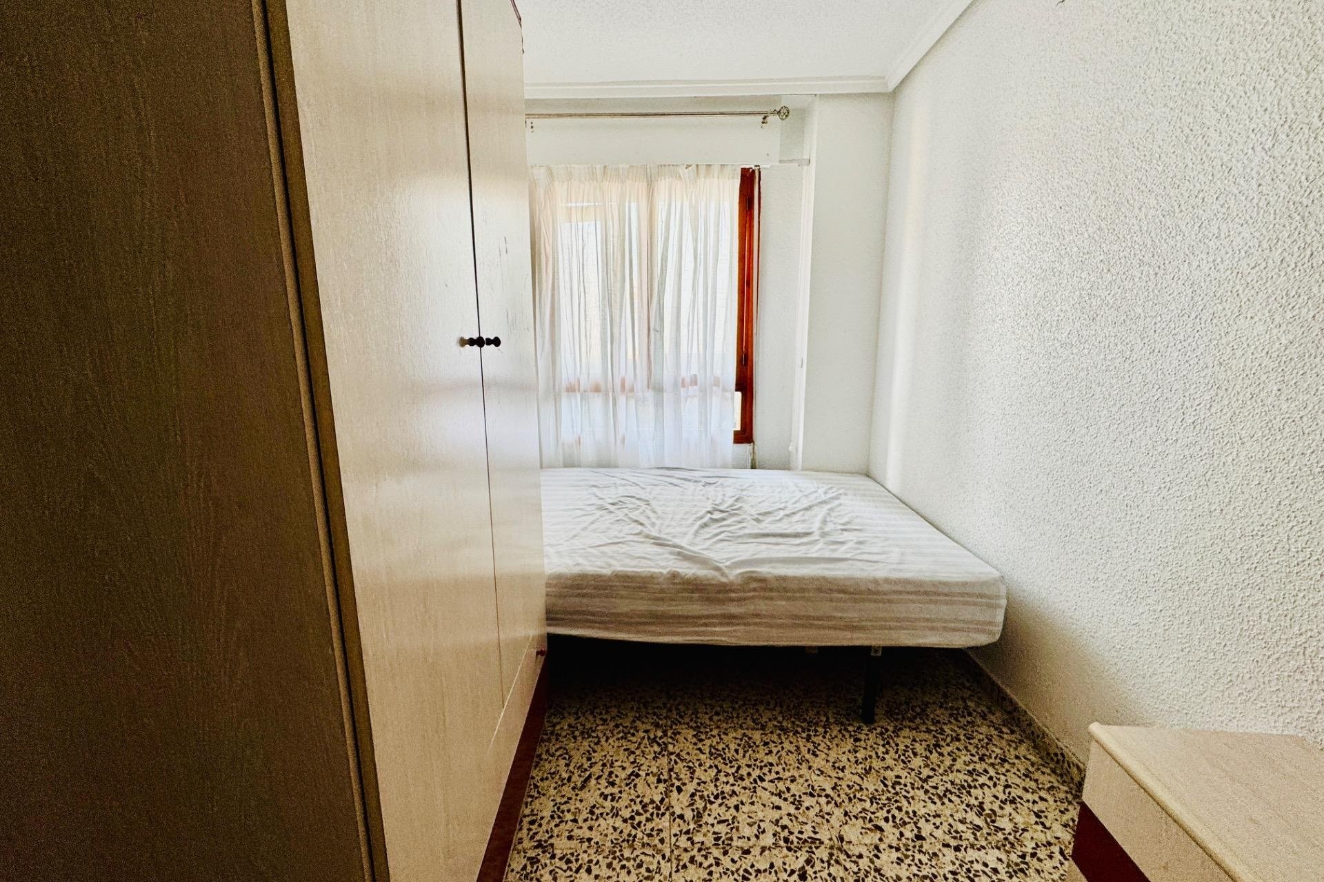Herverkoop - Apartment -
Torrevieja - Acequion