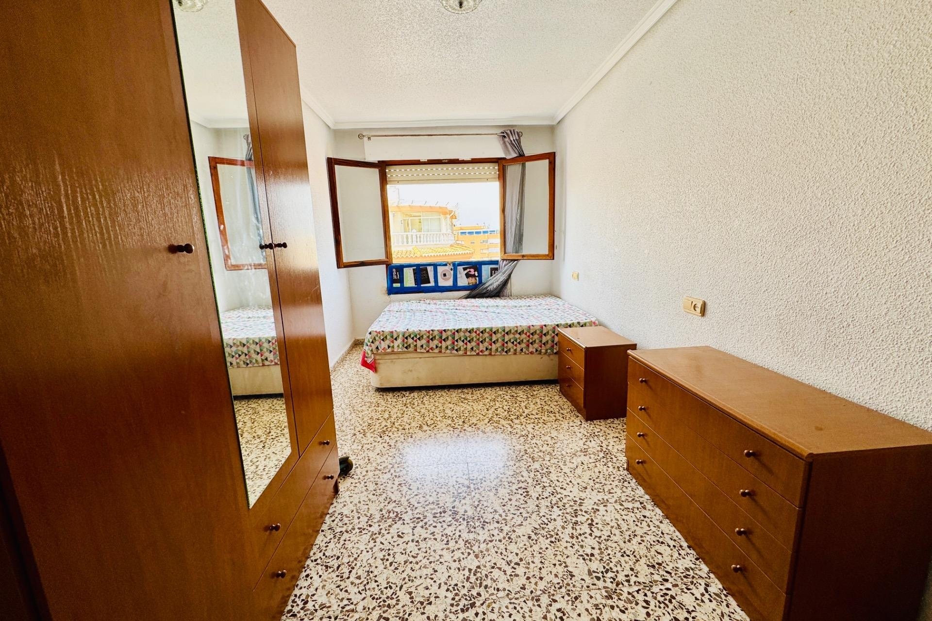 Herverkoop - Apartment -
Torrevieja - Acequion