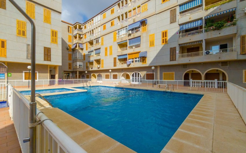 Herverkoop - Apartment -
Torrevieja - Acequion