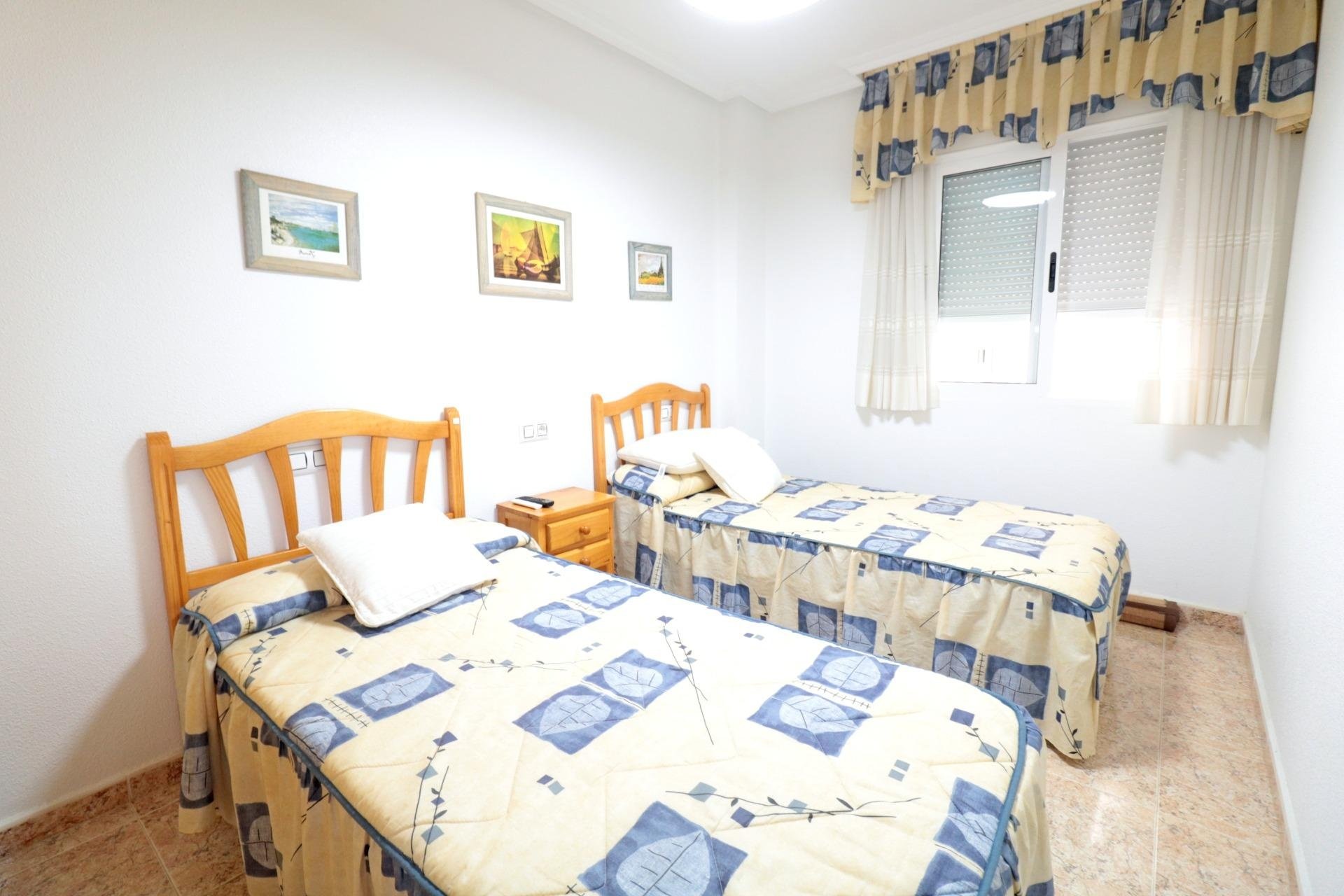 Herverkoop - Apartment -
Torrevieja - Acequion