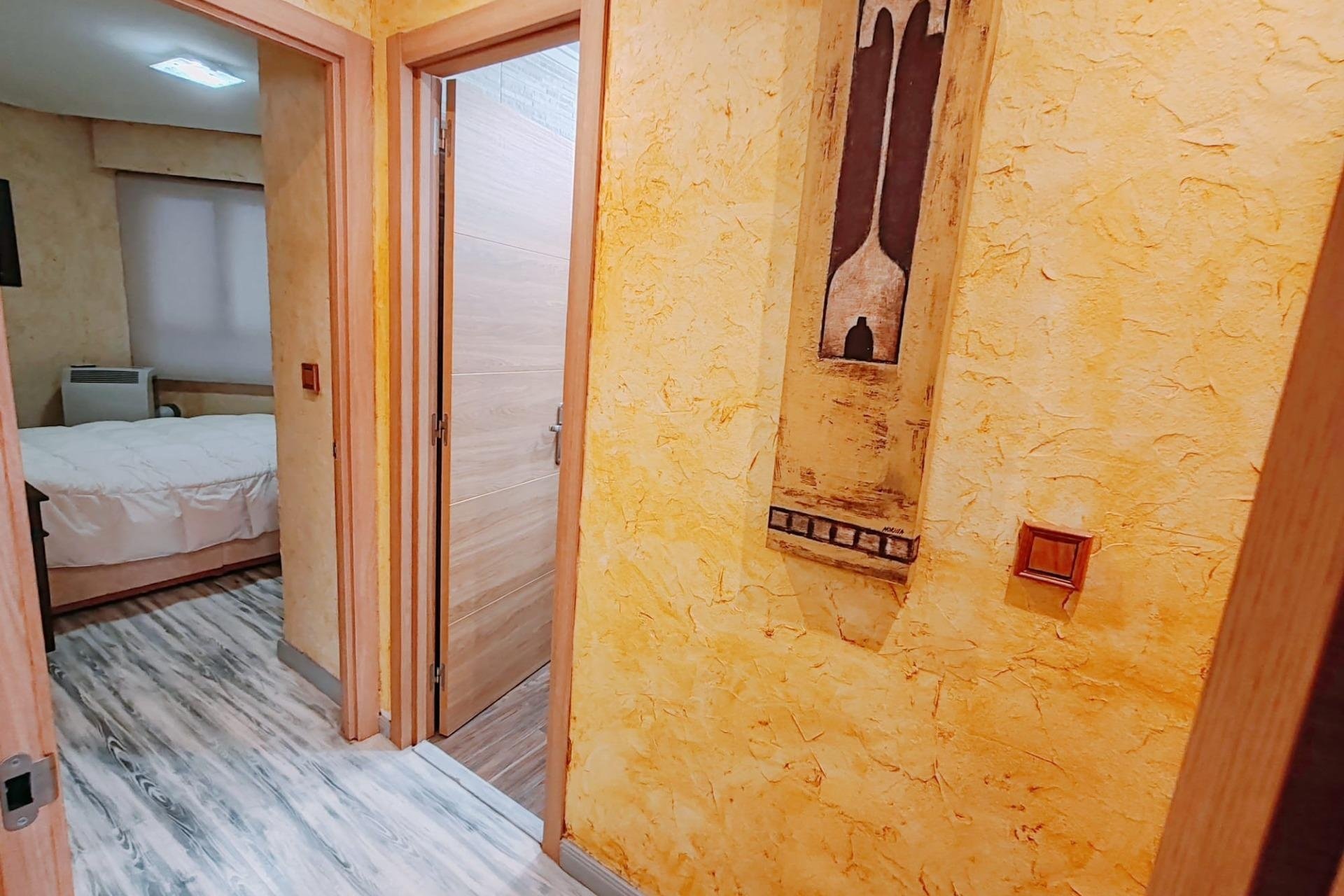 Herverkoop - Apartment -
Torrevieja - Acequion
