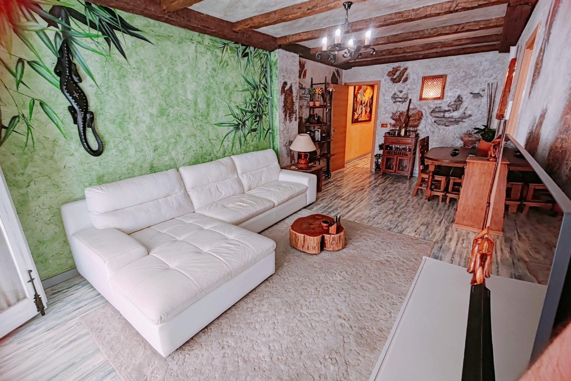 Herverkoop - Apartment -
Torrevieja - Acequion