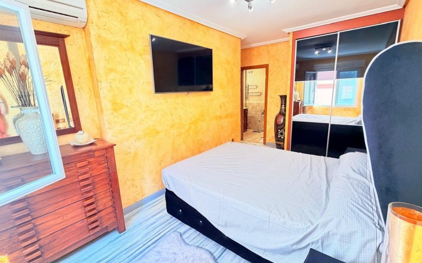 Herverkoop - Apartment -
Torrevieja - Acequion