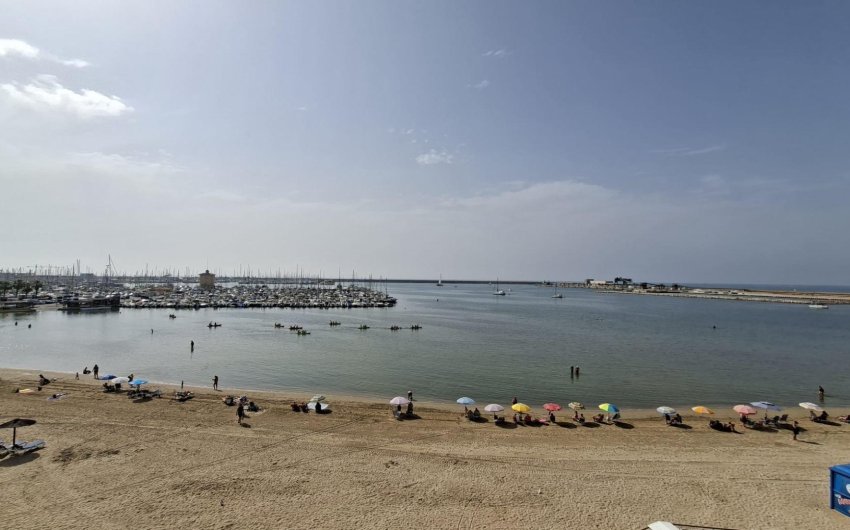 Herverkoop - Apartment -
Torrevieja - Acequion