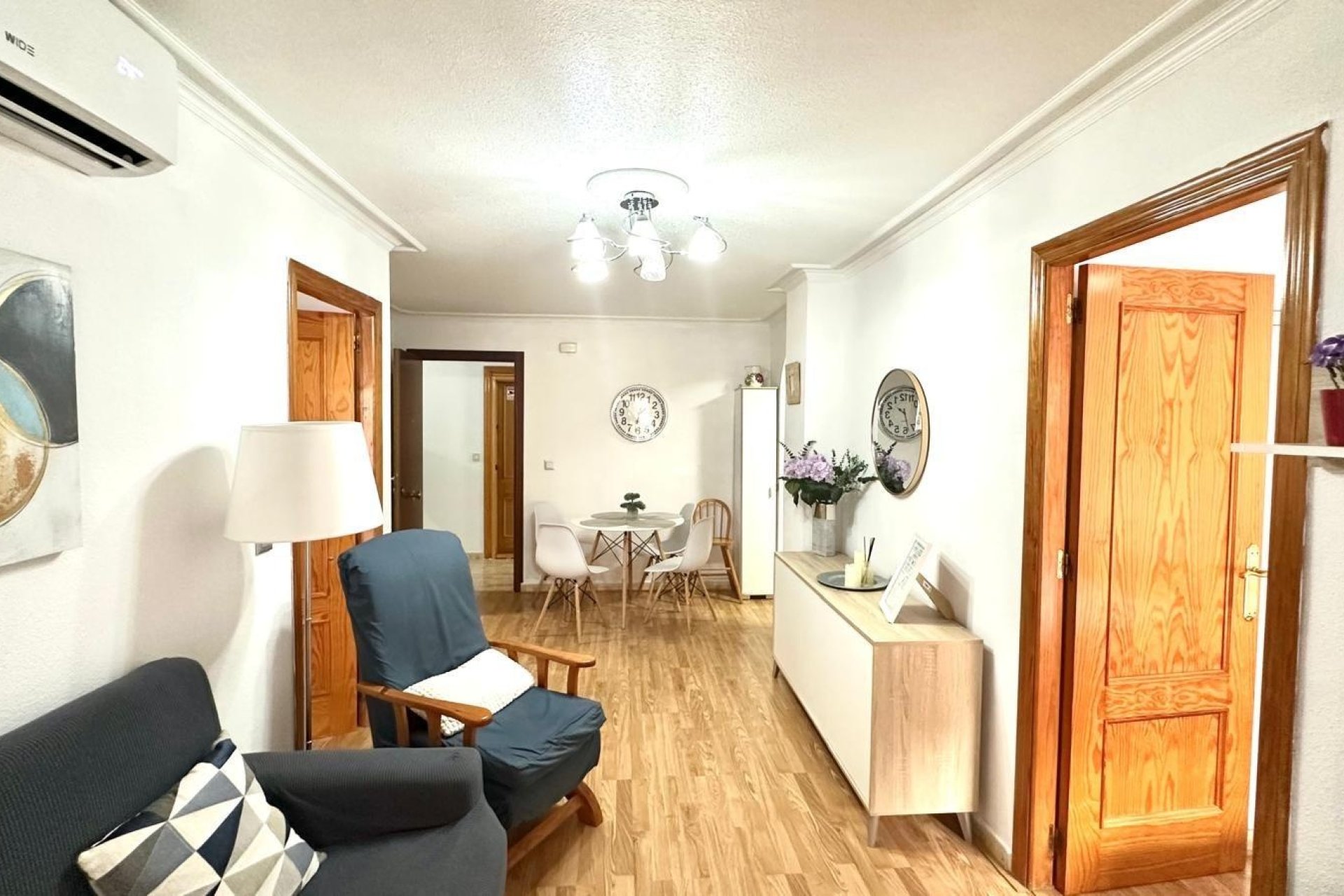 Herverkoop - Apartment -
Torrevieja - Acequion